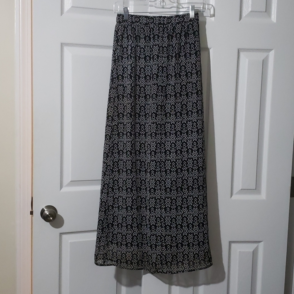 F21 Aztec Print Maxi Dress